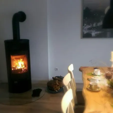 Apartman Gemuetliche 144qm Altbauwohnung In Am Hbf *