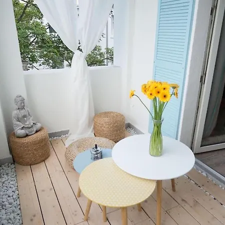 Gemuetliche 144qm Altbauwohnung In Am Hbf