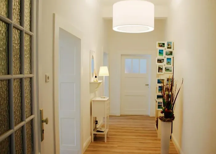 Gemuetliche 144qm Altbauwohnung In Am Hbf Апартаменты Кобленц